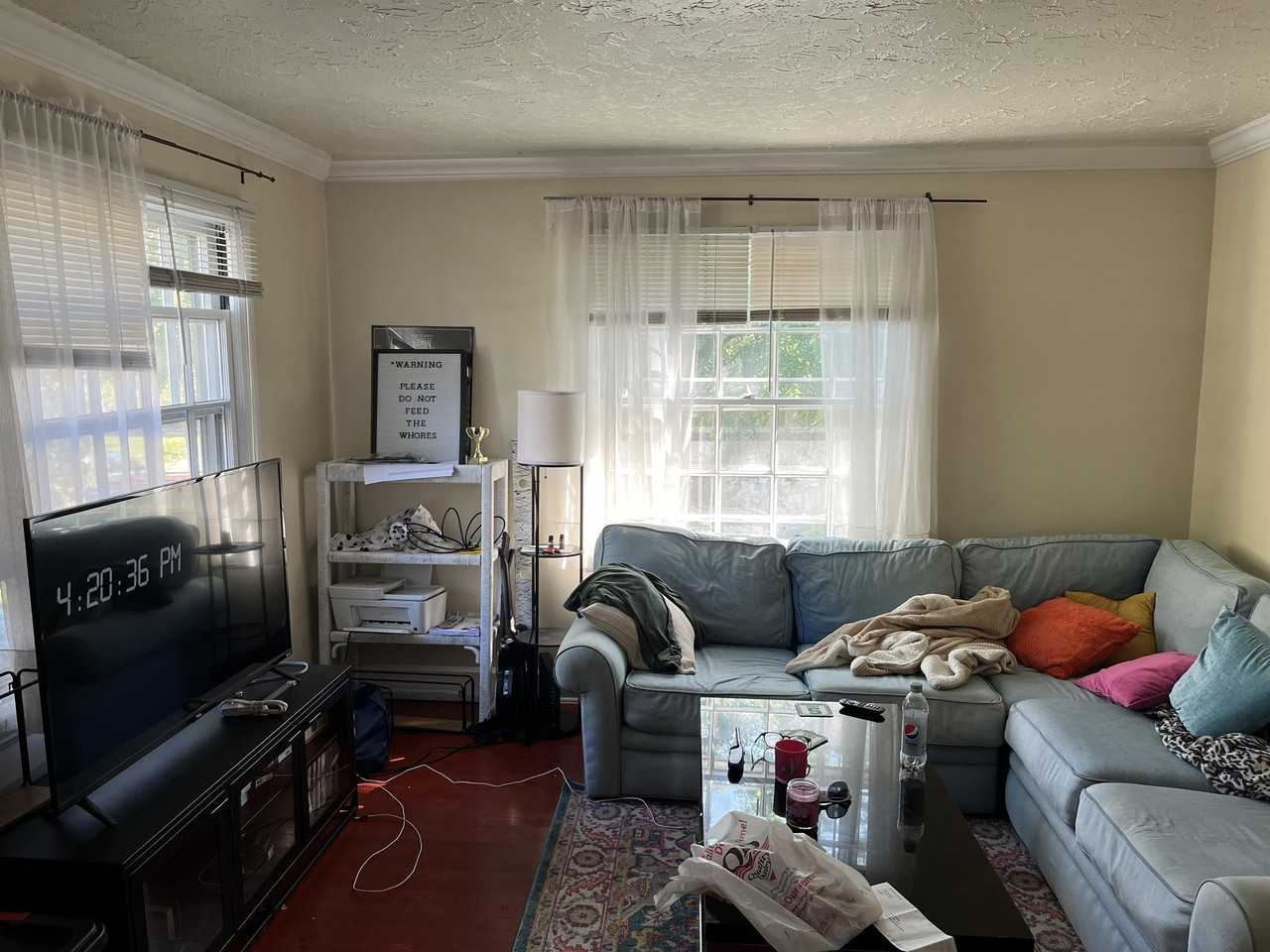 309 Beal St #1 - Photo 4 of 13