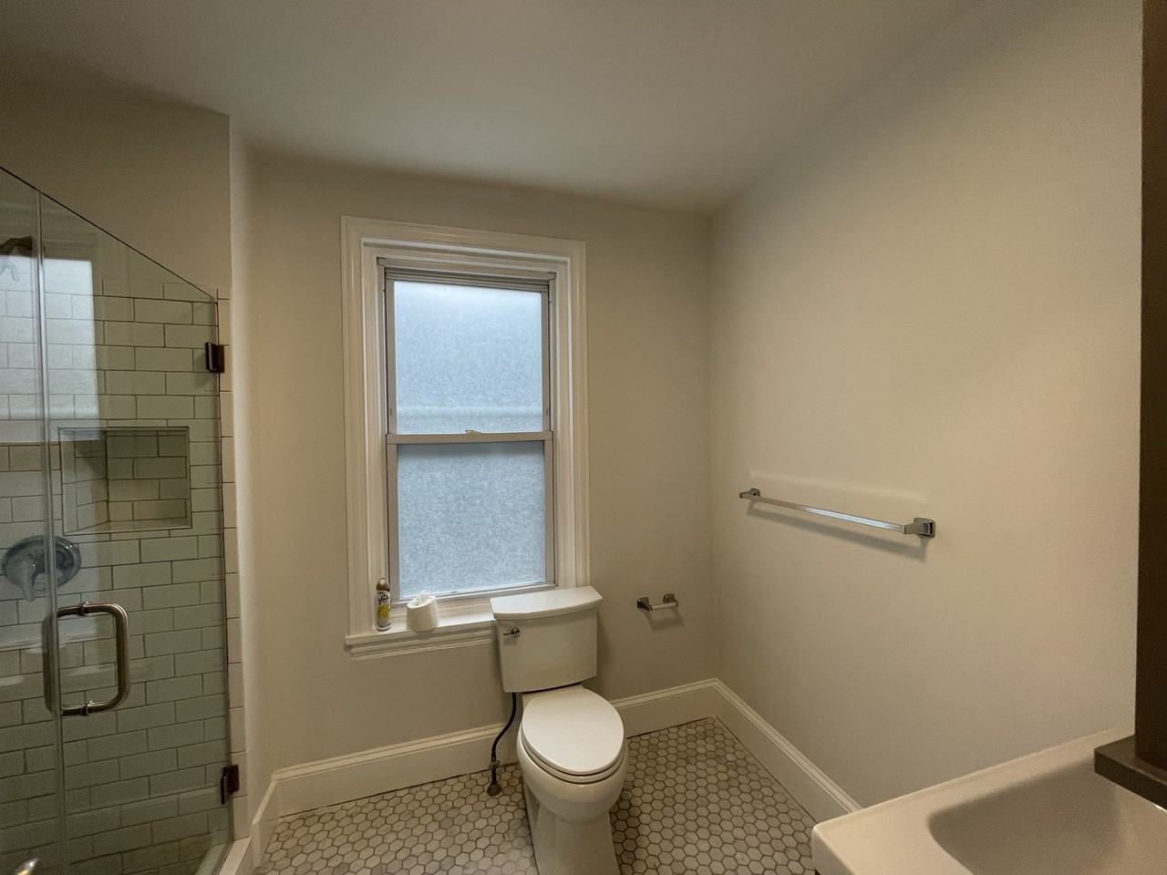 325 Green St #3 - Photo 5 of 10