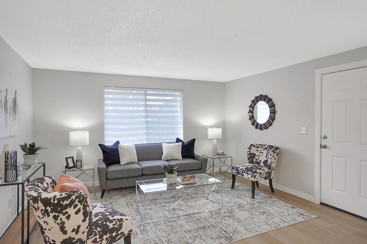 2347 Lee St Se #2347 - Photo 2 of 26