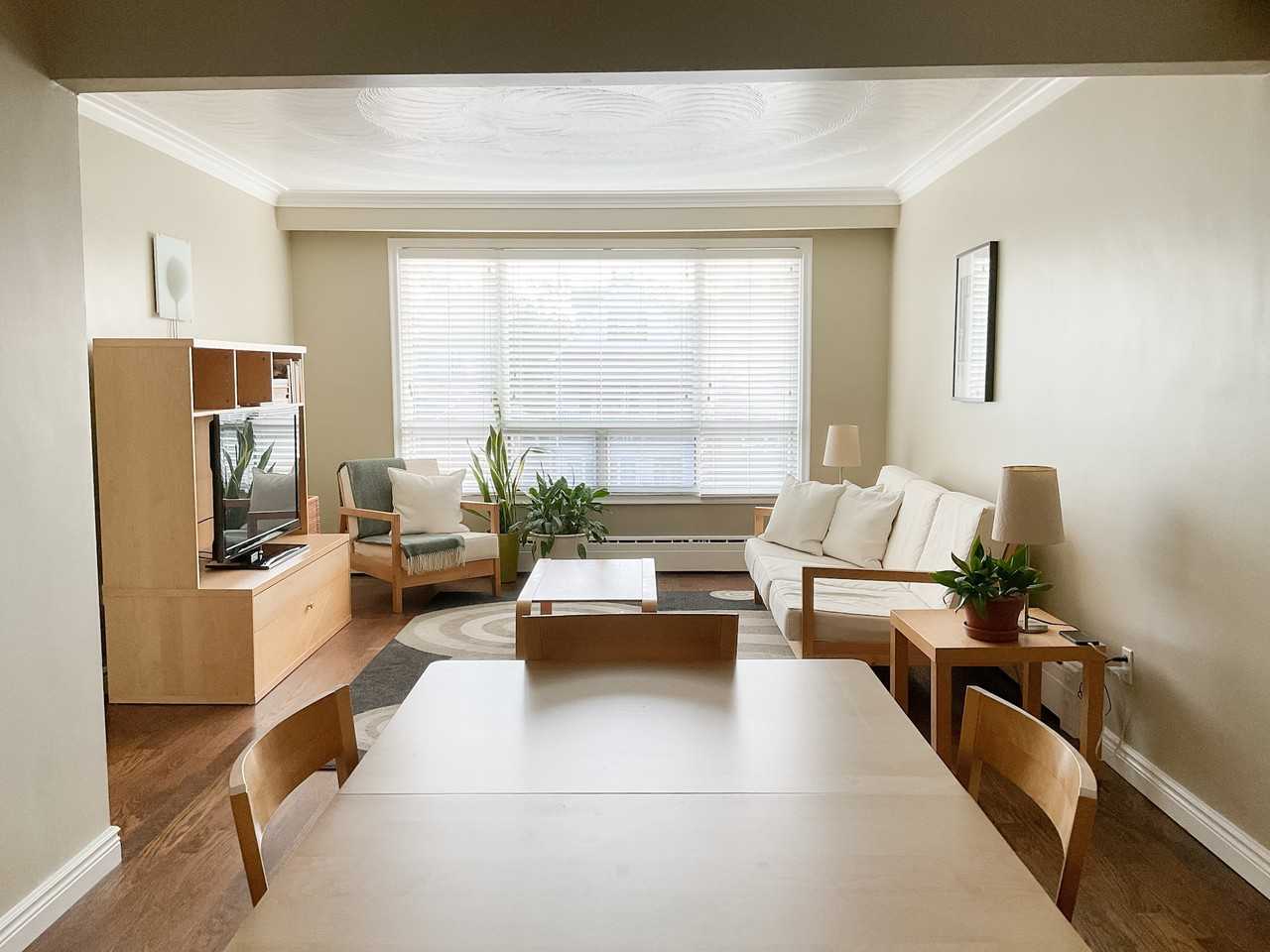 115 Kenwood Ave - Photo 2 of 27