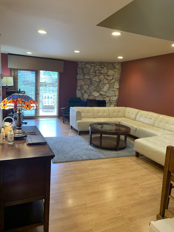 105 Windsor Gate - Photo 3 of 20