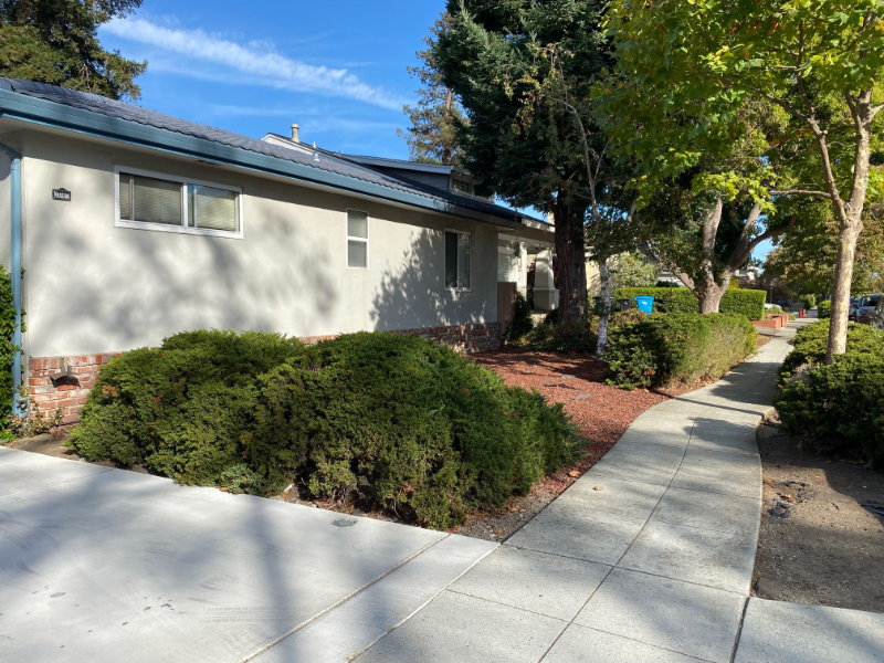 1040 Capuchino Ave - Photo 2 of 19