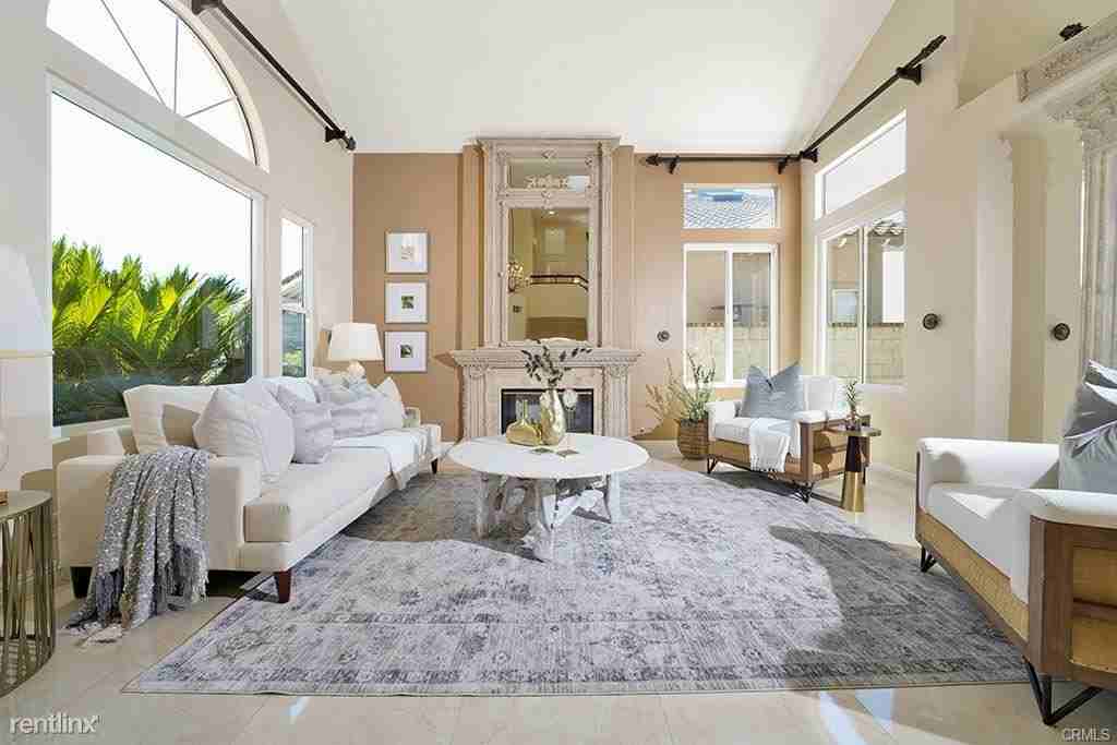 22451 Bayberry - Photo 3 of 12