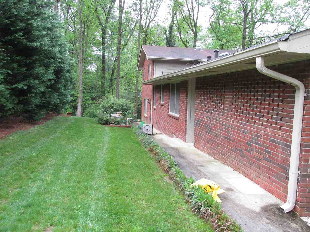 4795 Valley View Ct - Photo 2 of 24