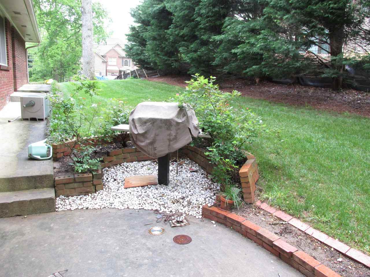 4795 Valley View Ct - Photo 3 of 24