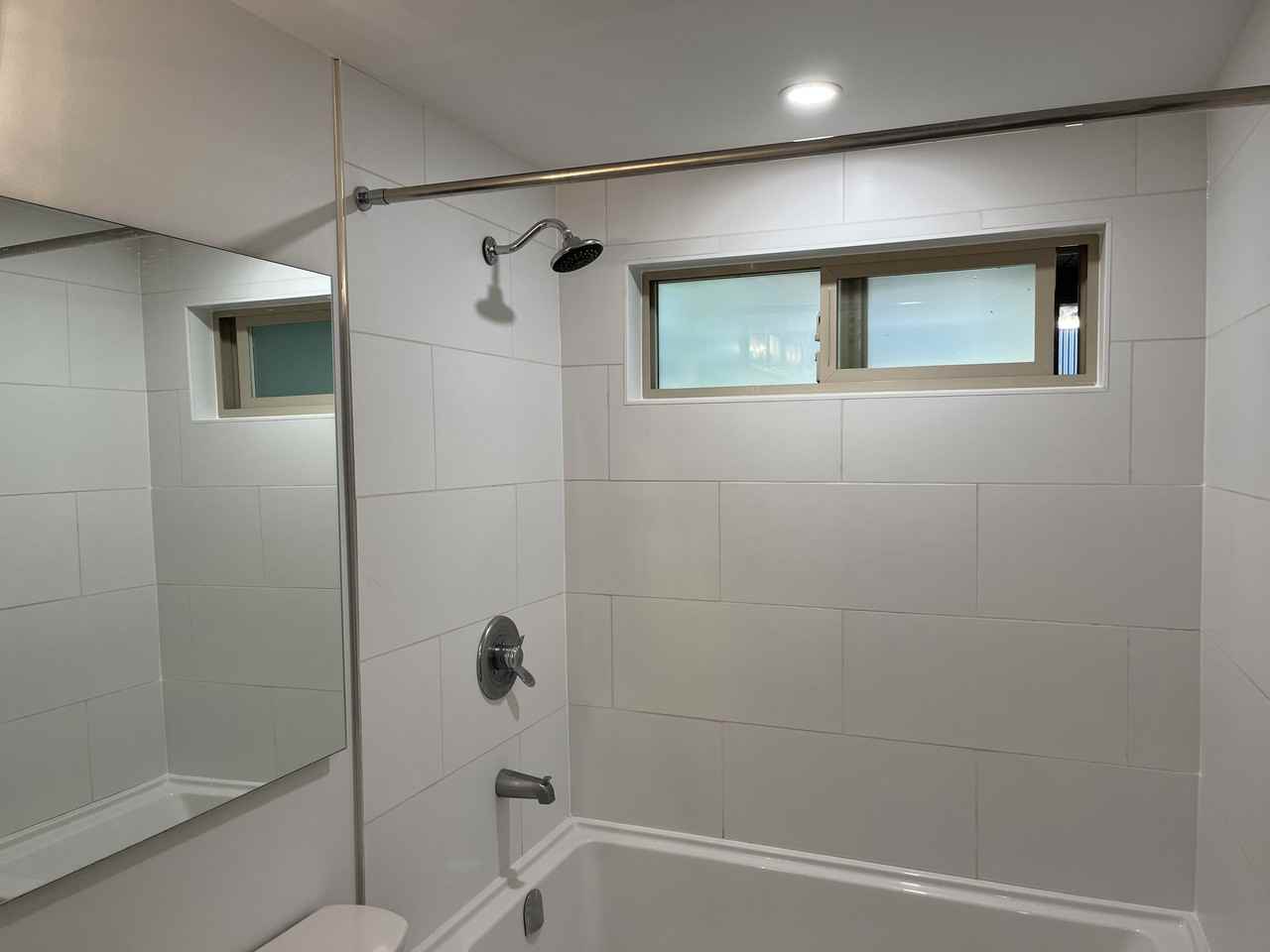 969 Mansfield Crescent - Photo 7 of 17