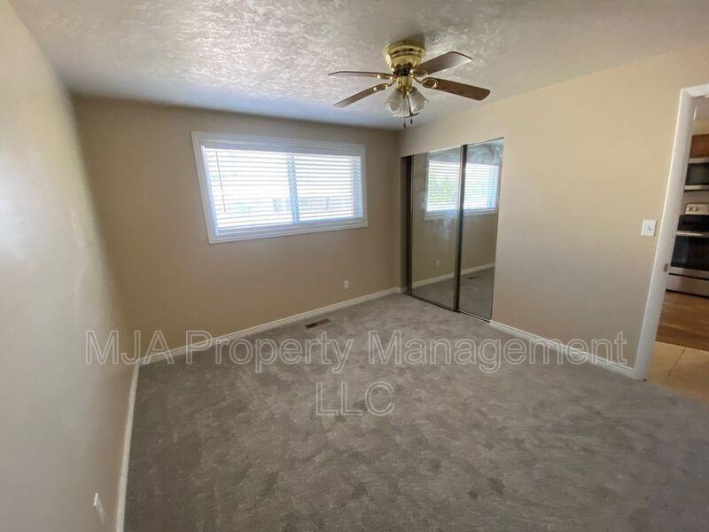 2182 Westsouth #1 - Photo 6 of 10