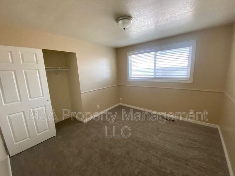 2182 Westsouth #1 - Photo 7 of 10