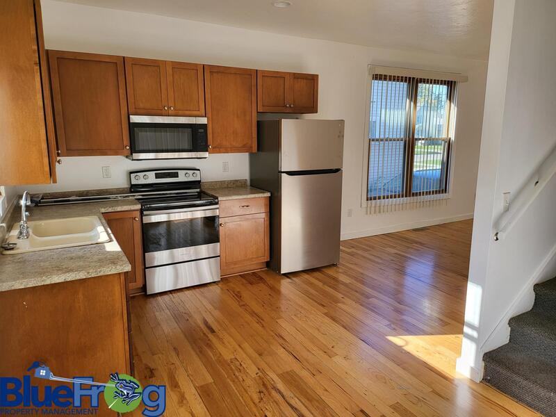 708 Chicago St - Photo 2 of 12