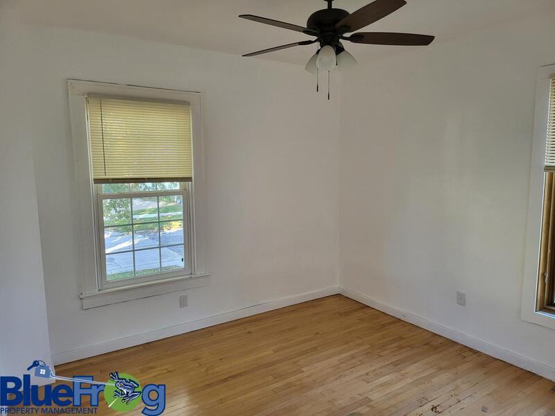 708 Chicago St - Photo 6 of 12