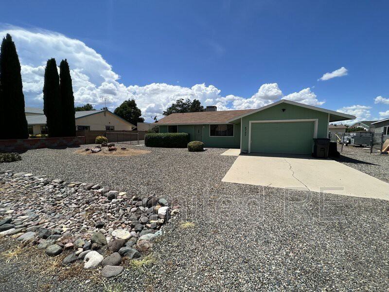 4752 N Scout Way - Photo 2 of 21