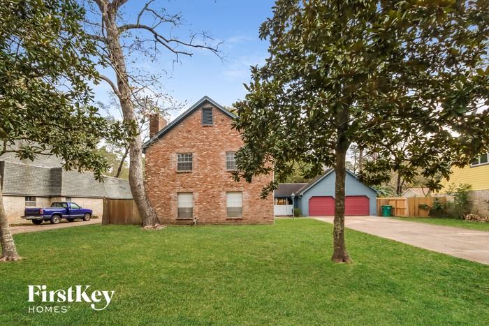 461 Stephen F Austin Dr - Photo 2 of 15