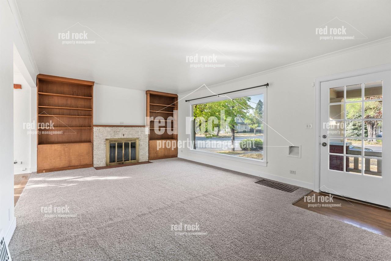 402 E Baldwin Ave #1 - Photo 3 of 24