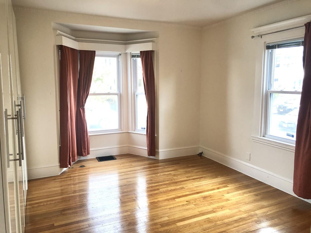 34 Everett Ave #1 - Photo 7 of 19