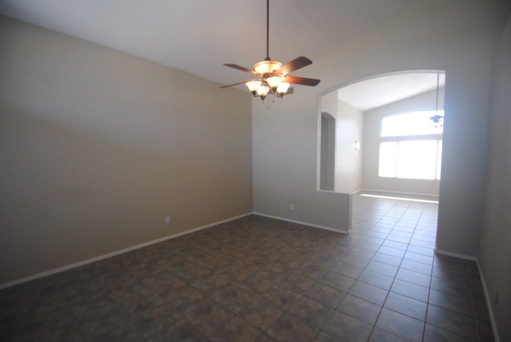 2843 S Wildrose - Photo 3 of 17