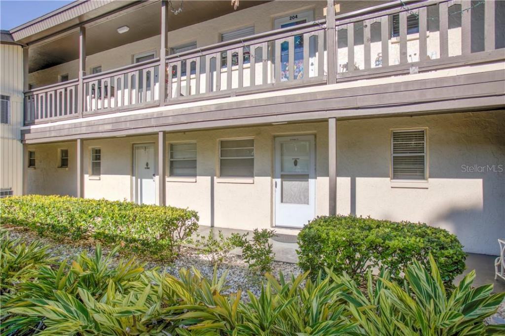 4515 Marine Pkwy - Photo 2 of 29