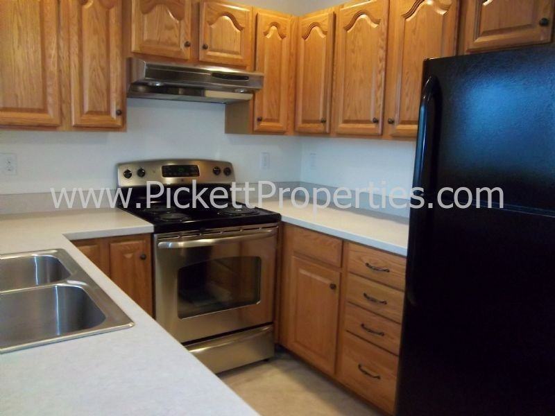 1138 Walnut Ct - Photo 2 of 6