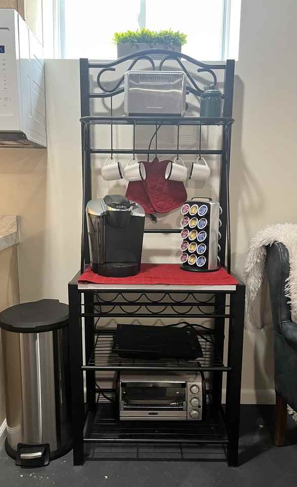 32 Merwin St - Photo 3 of 9