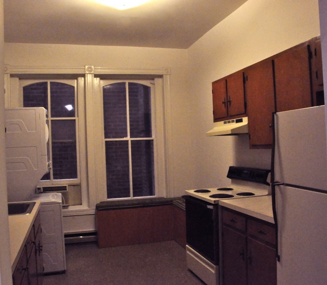 7 S Market St #1 - Photo 2 of 10