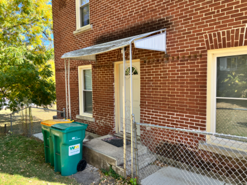 8360 Bridge St - Photo 2 of 16