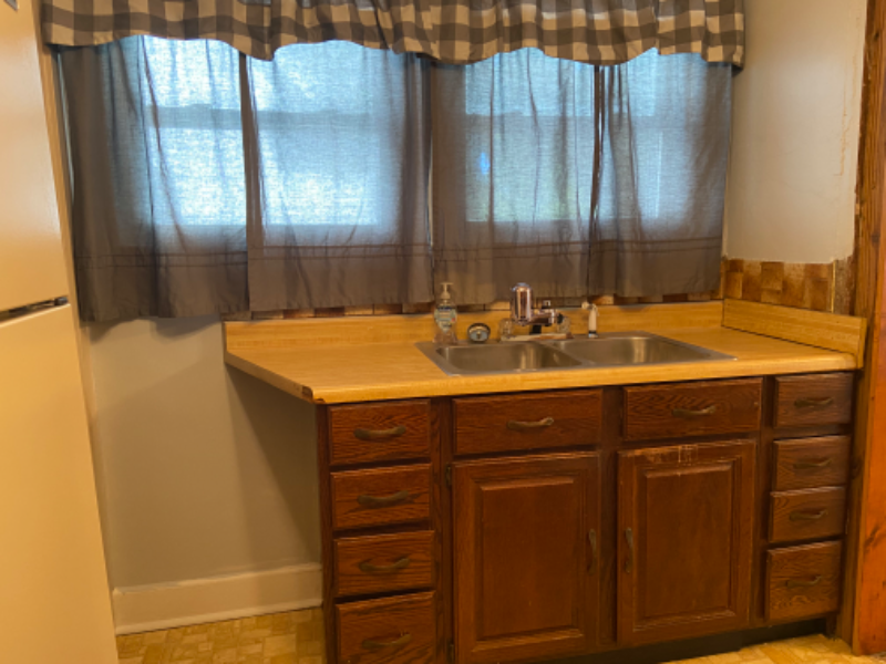 1835 27th St - Photo 3 of 13