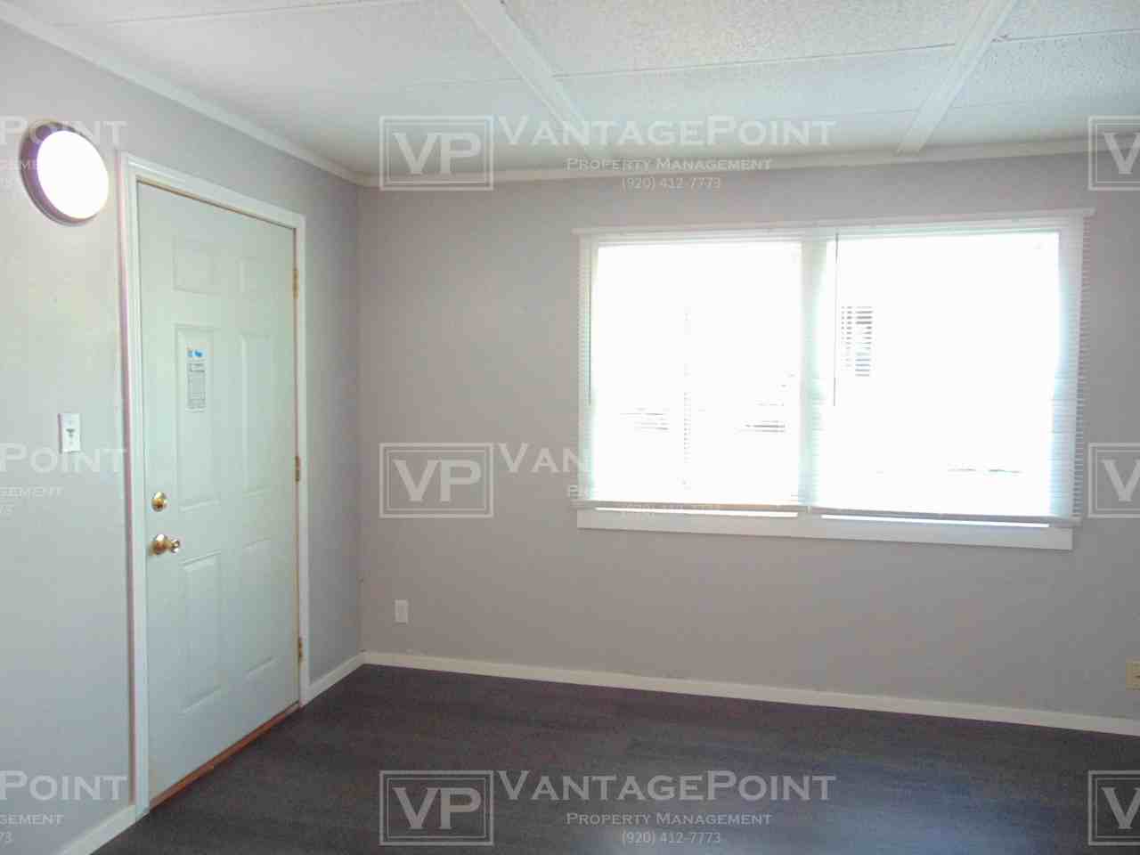 2035 Manitowoc Rd #9 - Photo 2 of 11