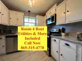 featured image of 411 Bonnie Brae Dr #411-1