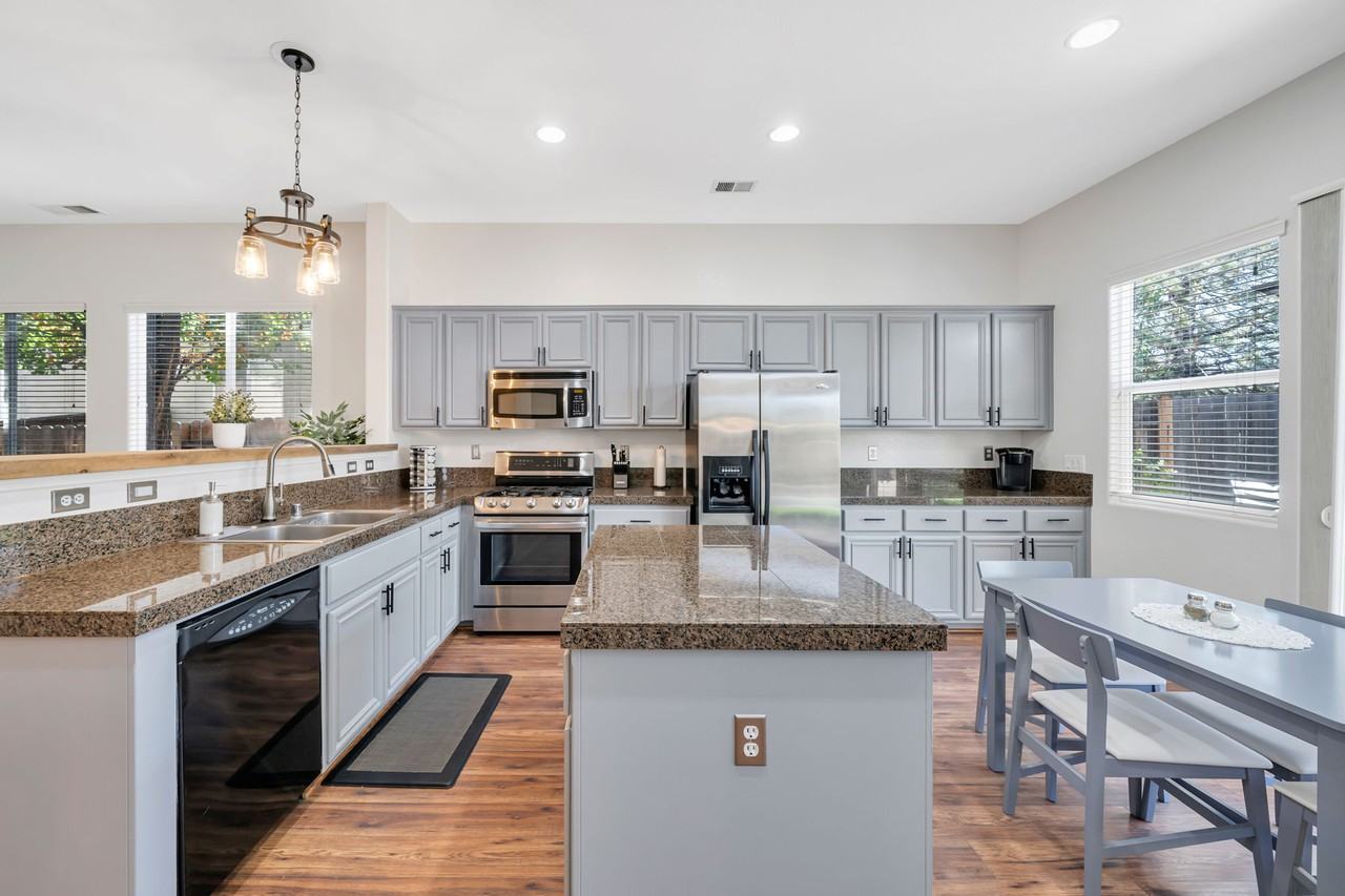 10577 Eagle Falls Way #1