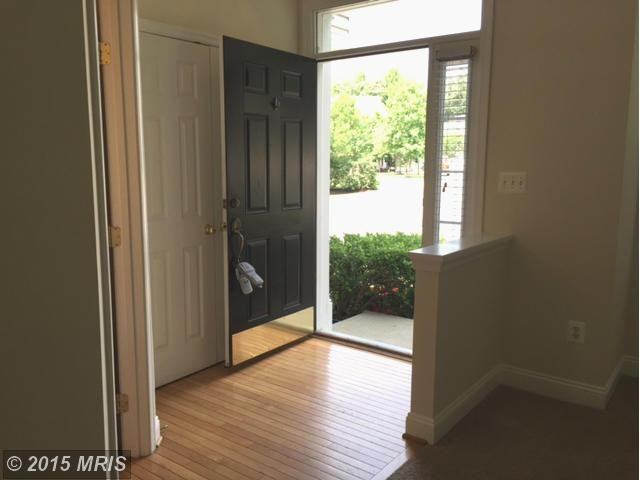 856 Stonehurst Ct - Photo 2 of 30