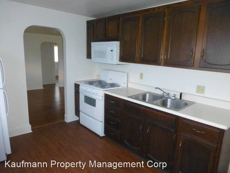 5402 Standish Dr - Photo 3 of 8