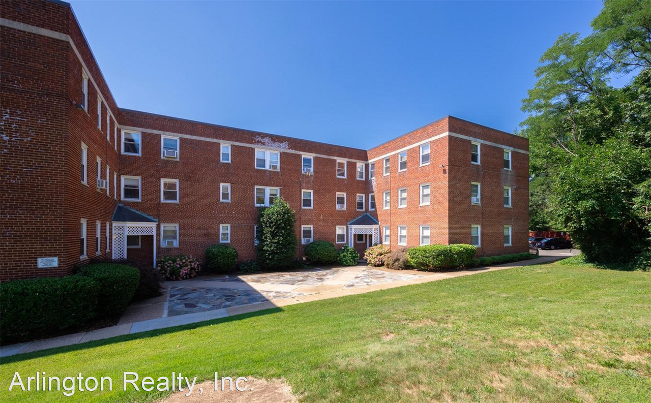 2040 N. Vermont Street - Photo 2 of 50