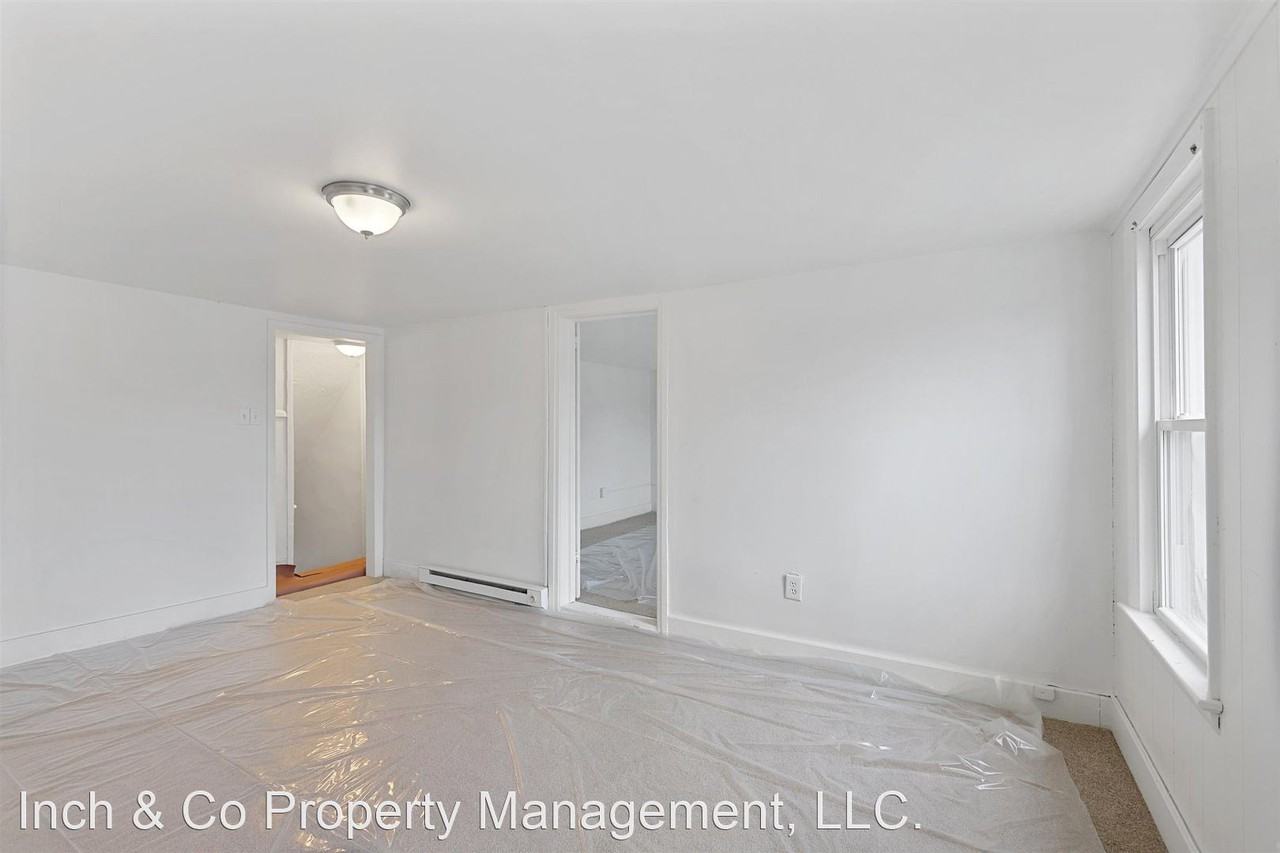 20 S Market St - Photo 3 of 25