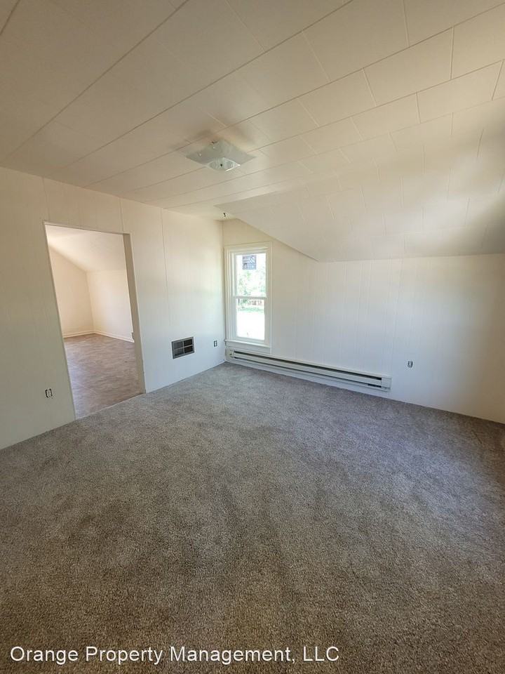 217/219 7th Ave S - Photo 3 of 9