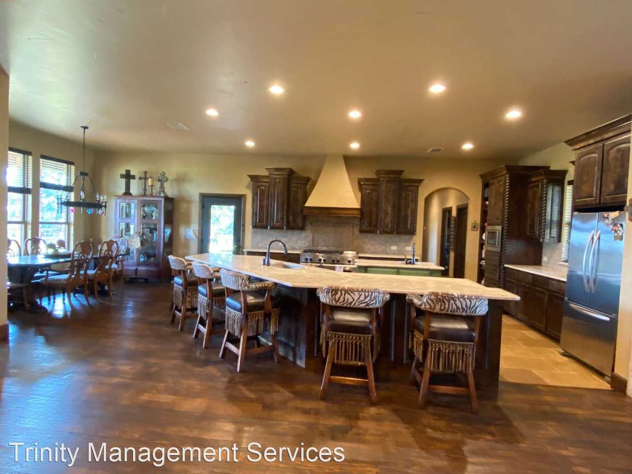 1081 Dude Ln - Photo 2 of 5