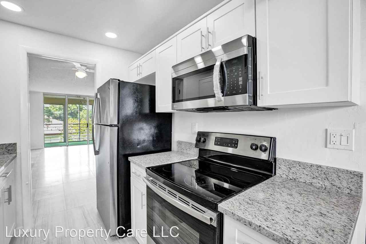 3099 Nw 48th Ave #351 - Photo 3 of 49