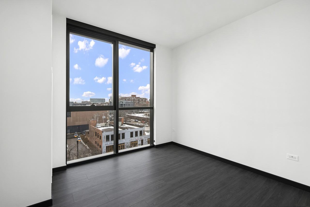 1400 W Randolph St #1505 - Photo 2 of 22