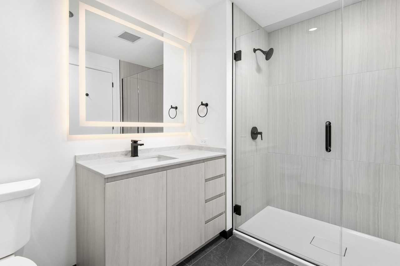 1400 W Randolph St #1505 - Photo 3 of 22