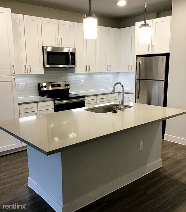 880 W Euless Blvd - Photo 2 of 16