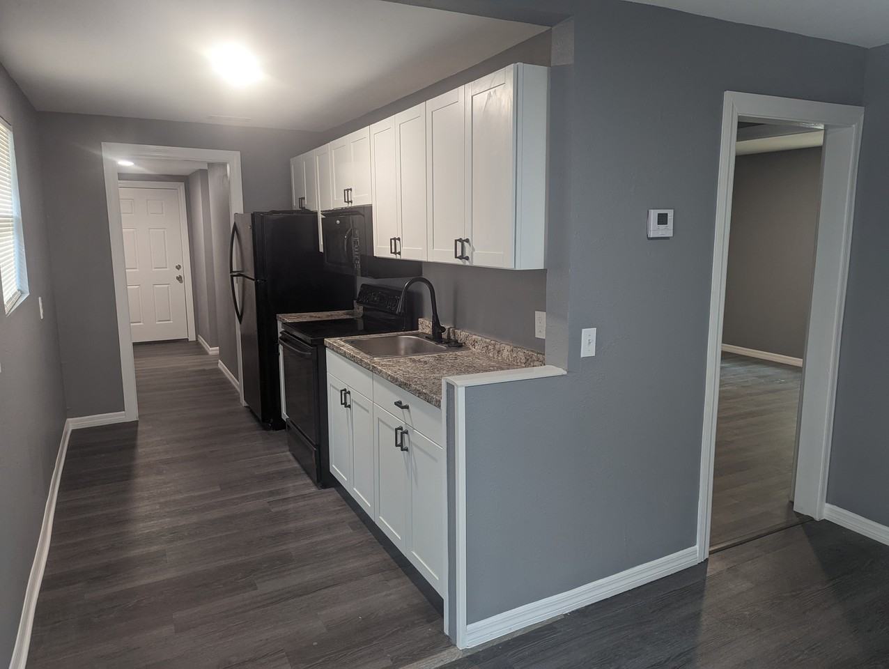 535 W 59th St - Photo 3 of 10