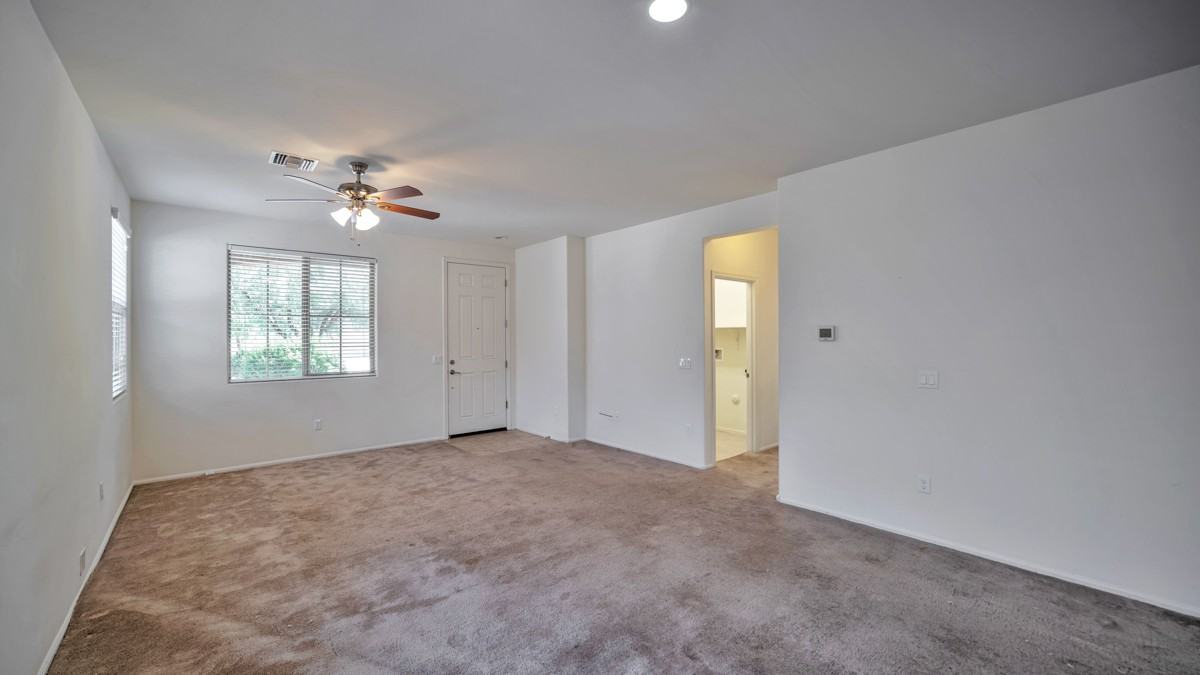 6678 W Fishermans Dr - Photo 6 of 25