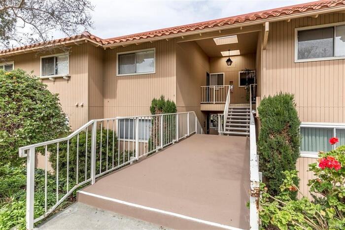 606 Avenida Sevilla #C - Photo 3 of 31