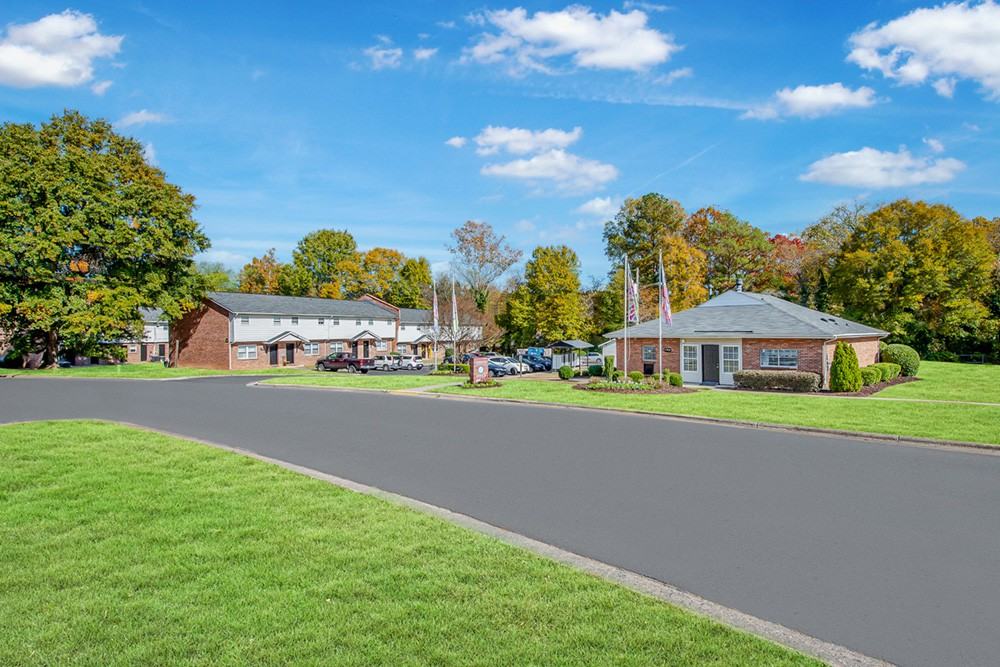 Crowders View Townhomes - Photo 2 of 22