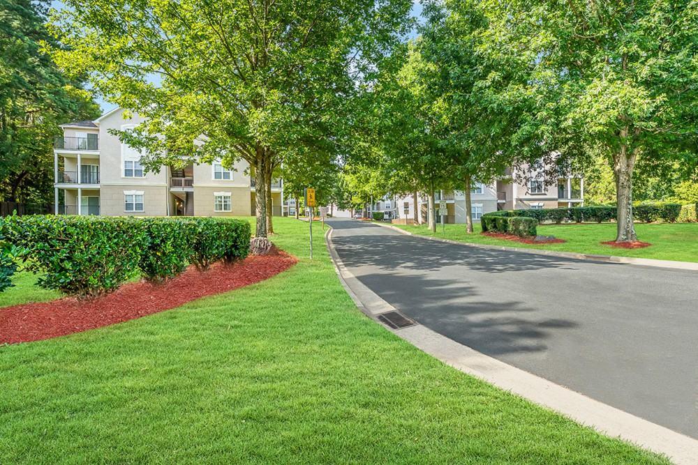 Crown Point at Crown Point Circle Luxury - Photo 5 of 46