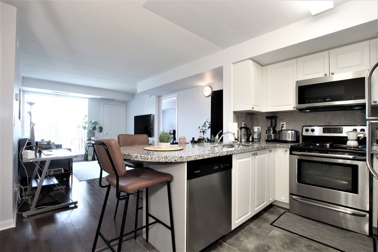 65 Via Rosedale #203 - Photo 6 of 27