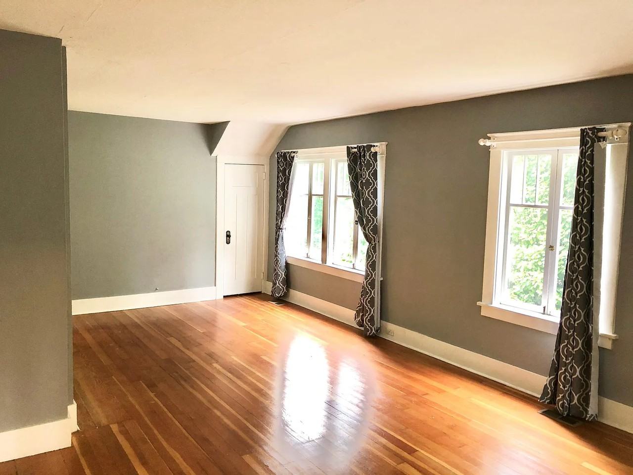 11030 116th Avenue Northeast - Photo 2 of 7