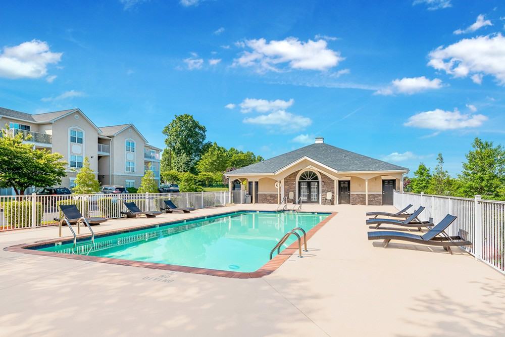 Crown Point at Sunset Drive Luxury - Photo 6 of 31