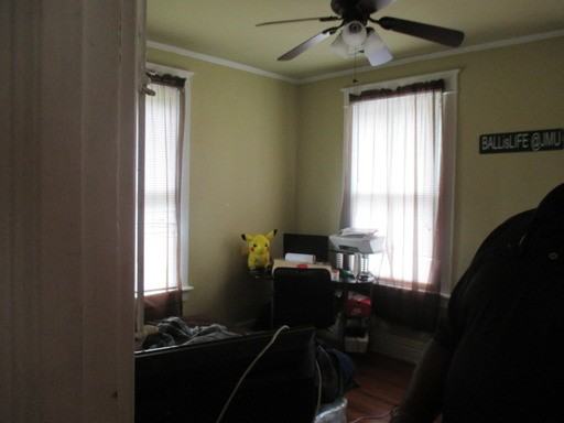 2908 Fendall Ave - Photo 2 of 10
