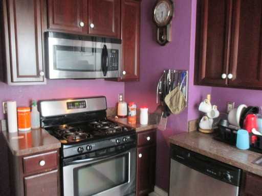 2908 Fendall Ave - Photo 3 of 10