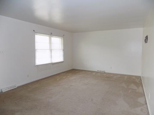 520 Hemingway St - Photo 3 of 14