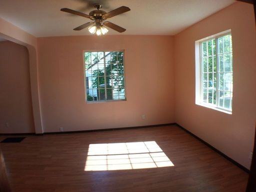 417 S Main St - Photo 3 of 11